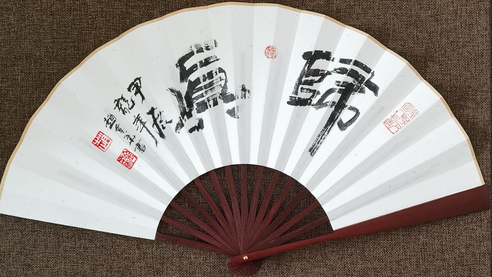 Խ鷨Ʒ桷